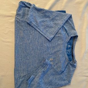 UA, men’s XL t-shirt